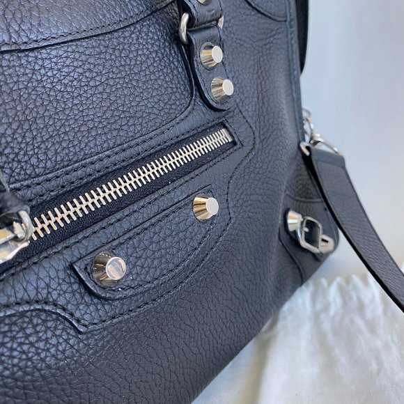 Balenciaga Small Classic City Grained Leather Bag - Picture 6 of 7